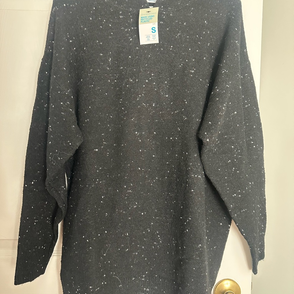 Primark Dark Black Crewneck Sweater